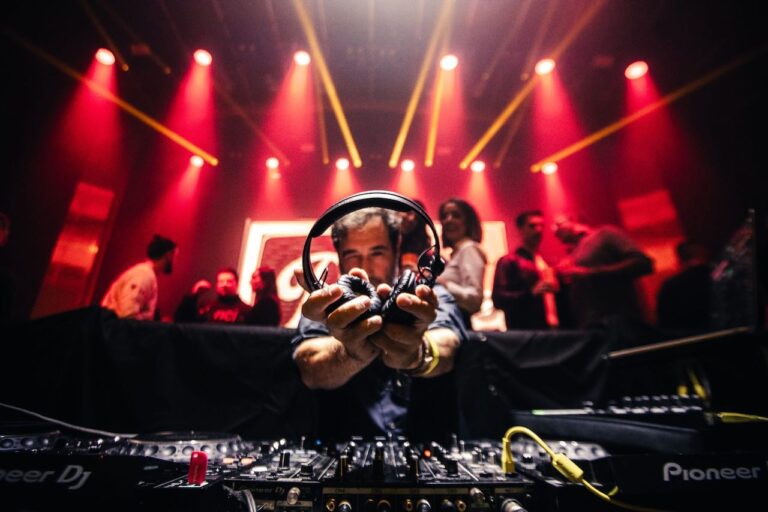 festival remember premier